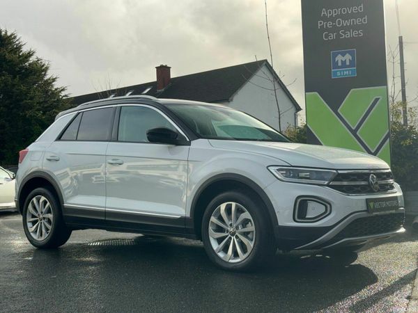 Volkswagen T-Roc SUV, Diesel, 2023, White