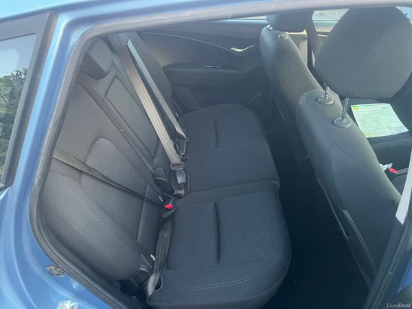 Hyundai ix20 MPV, Petrol, 2014, Blue