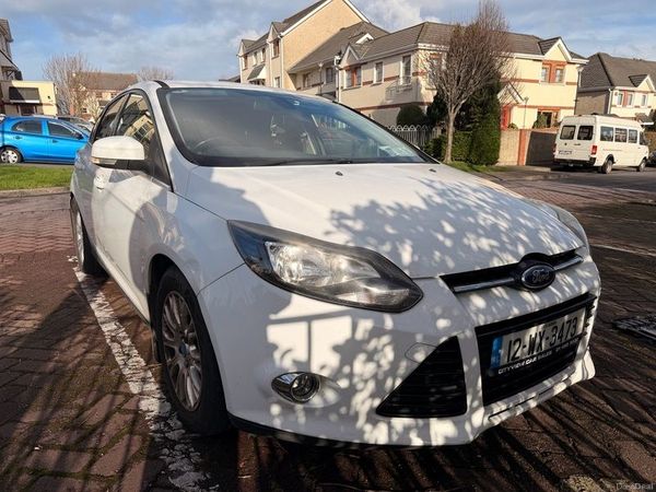 Ford Focus Hatchback, Diesel, 2012, White