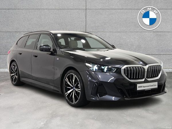 BMW 5-Series Estate, Petrol Plug-in Hybrid, 2025, Grey