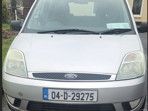 Ford Fiesta Hatchback, Petrol, 2004, Silver