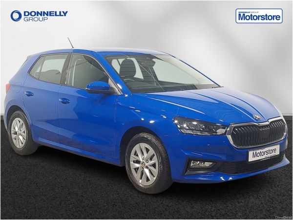 Skoda Fabia Hatchback, Petrol, 2023, Blue
