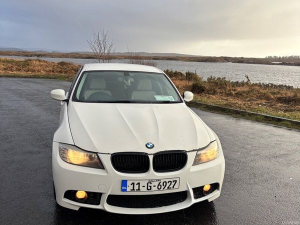 BMW 3-Series Saloon, Diesel, 2011, White