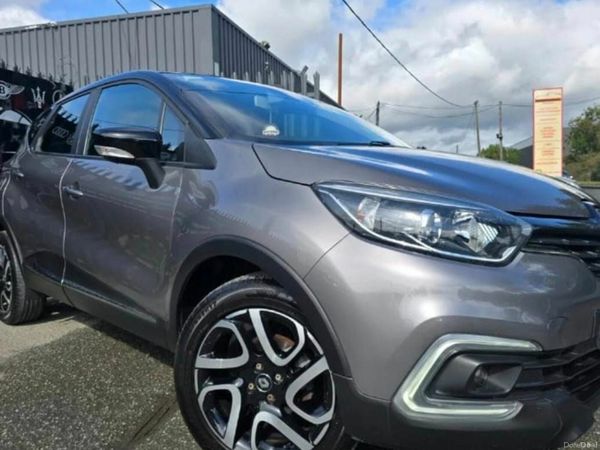 Renault Captur Hatchback, Petrol, 2018, Grey