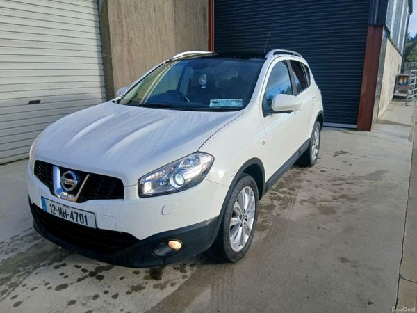 Nissan Qashqai Hatchback, Diesel, 2012, White