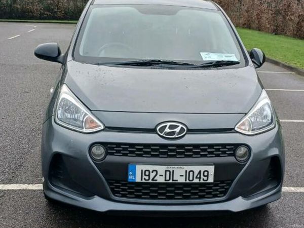 Hyundai i10 Hatchback, Petrol, 2019, Grey