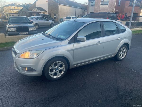 Ford Focus Hatchback, Diesel, 2011, Silver