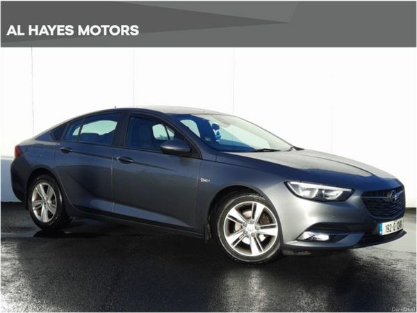 Opel Insignia Saloon, Petrol, 2019, Grey