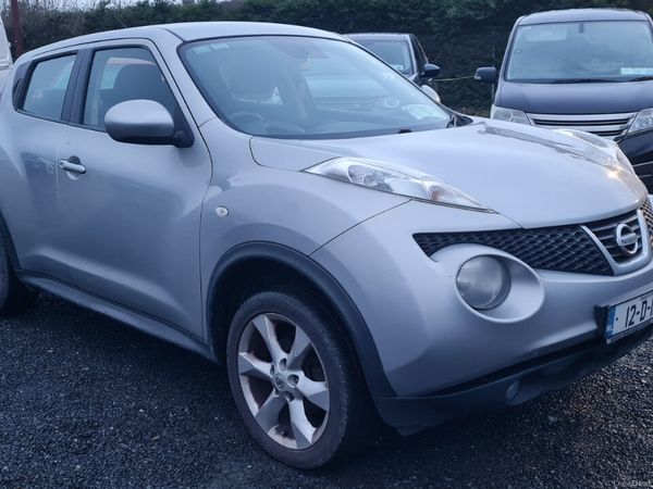 Nissan Juke SUV, Petrol, 2012, Silver