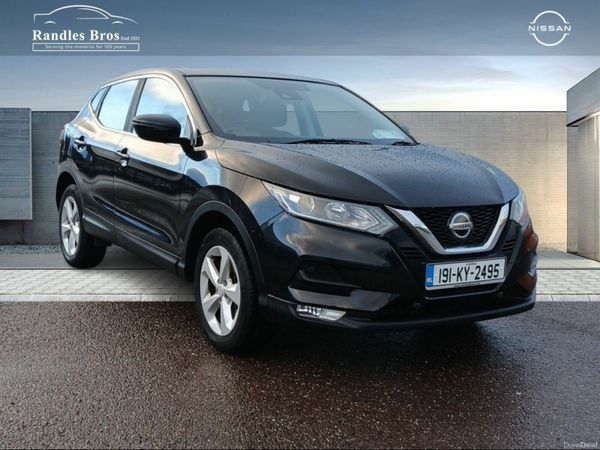 Nissan Qashqai Hatchback, Diesel, 2019, Black