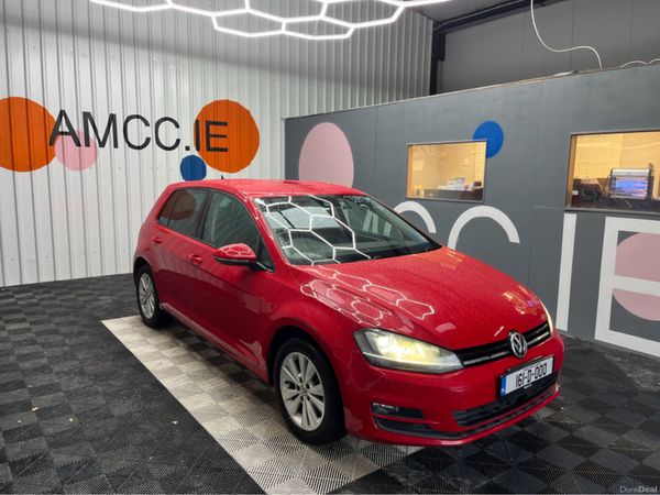 Volkswagen Golf Hatchback, Petrol, 2016, Red