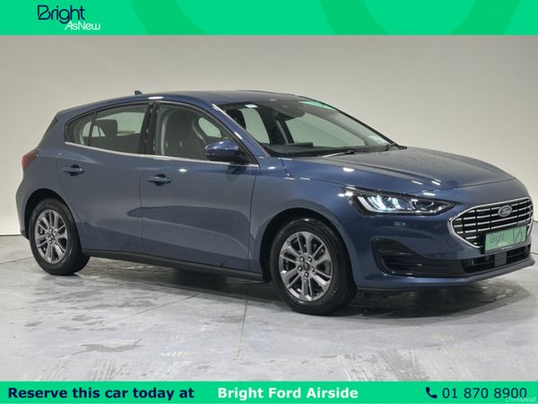 Ford Focus Hatchback, Petrol, 2023, Blue