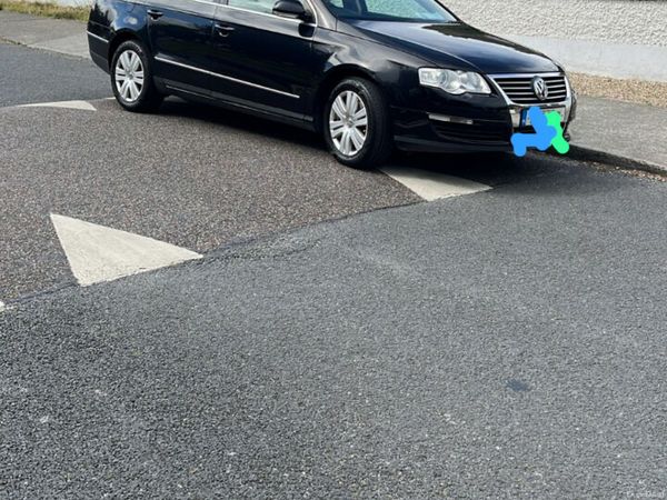 Volkswagen Passat Saloon, Petrol, 2007, Black