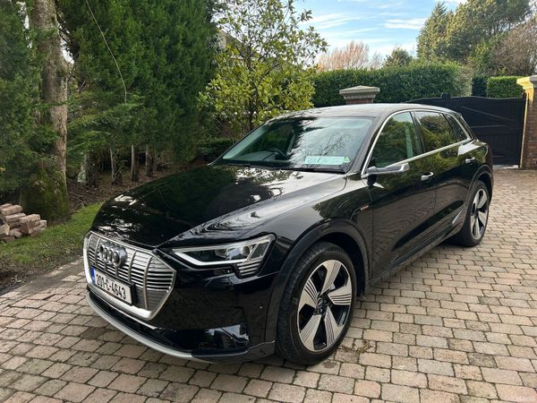 Audi e-tron Estate/Jeep, Electric, 2020, Black