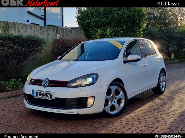 Volkswagen Golf Hatchback, Petrol, 2011, White