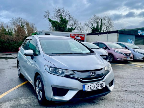Honda Fit Hatchback, Petrol Hybrid, 2014, Silver