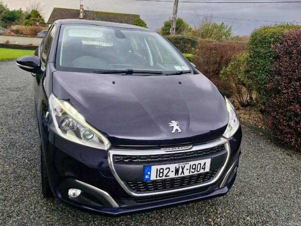 Peugeot 208 Hatchback, Petrol, 2018, Blue
