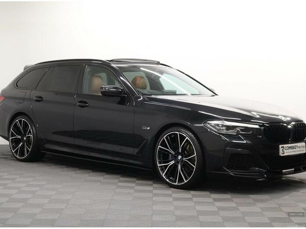 BMW 5-Series Estate, Petrol Hybrid, 2023, Black