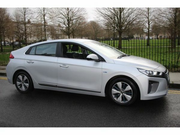 Hyundai IONIQ Hatchback, Petrol Hybrid, 2018, Silver