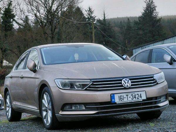 Volkswagen Passat Saloon, Diesel, 2016, Gold