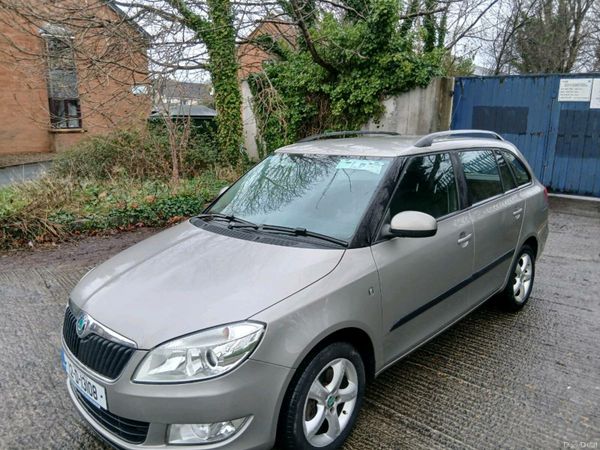 Skoda Fabia Estate, Petrol, 2012, Beige
