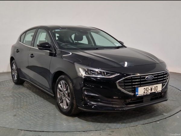 Ford Focus Hatchback, Petrol Hybrid, 2025, Black