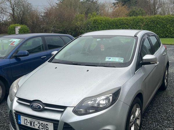 Ford Focus Hatchback, Diesel, 2012, Silver