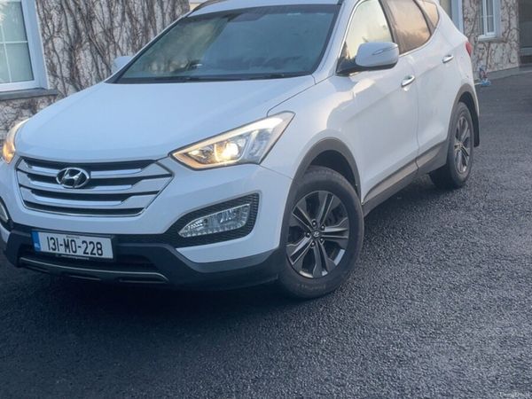 Hyundai Santa Fe SUV, Diesel, 2013, White