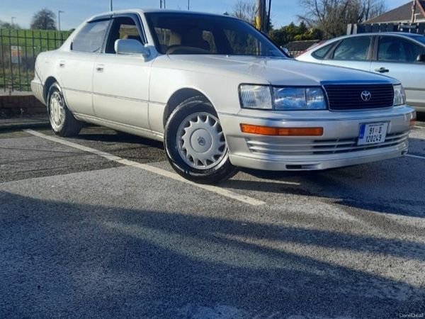 Toyota Other Saloon, Petrol, 1991, White