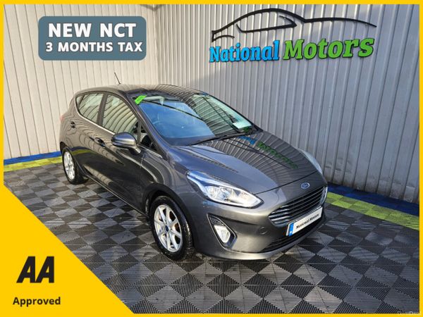 Ford Fiesta Hatchback, Petrol, 2018, Grey
