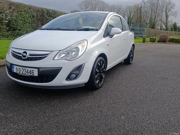 Opel Corsa Hatchback, Petrol, 2011, White