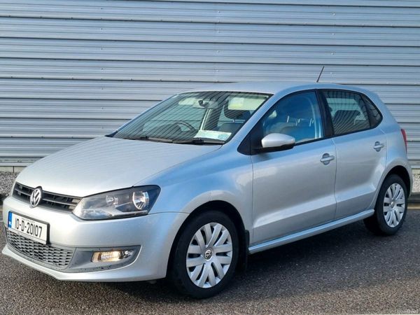 Volkswagen Polo Hatchback, Petrol, 2010, Silver