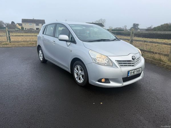 Toyota Verso MPV, Diesel, 2010, Silver