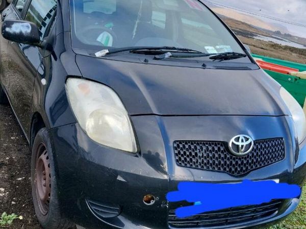 Toyota Yaris Hatchback, Petrol, 2008, Black