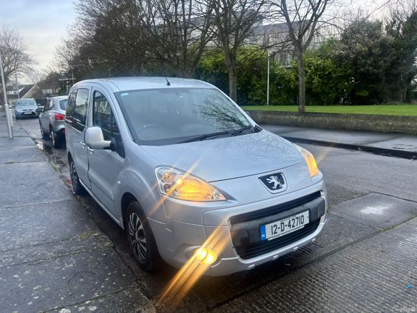 Peugeot Partner Tepee MPV, Diesel, 2012, Silver