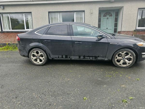 Ford Mondeo Hatchback, Diesel, 2013, Black