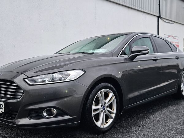 Ford Mondeo Hatchback, Diesel, 2015, Grey