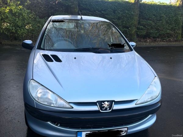 Peugeot 206 Hatchback, Petrol, 2003, Grey