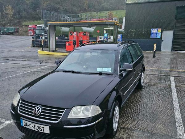 Volkswagen Passat Estate, Diesel, 2004, Black