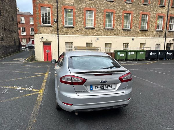 Ford Mondeo Hatchback, Diesel, 2012, Silver