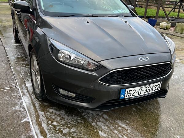 Ford Focus Hatchback, Petrol, 2015, Grey