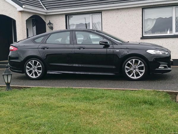 Ford Mondeo Hatchback, Diesel, 2018, Black