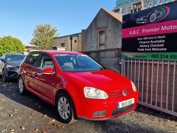 Volkswagen Golf Hatchback, Petrol, 2006, Red
