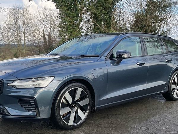 Volvo V60 Estate, Petrol Plug-in Hybrid, 2023, Blue