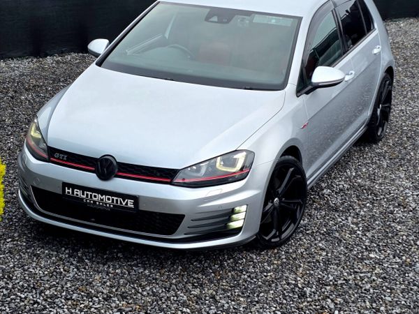 Volkswagen Golf Hatchback, Petrol, 2014, Silver