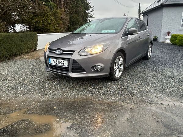 Ford Focus Hatchback, Diesel, 2014, Brown