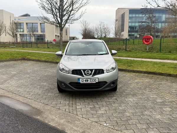 Nissan Qashqai Hatchback, Diesel, 2012, Silver