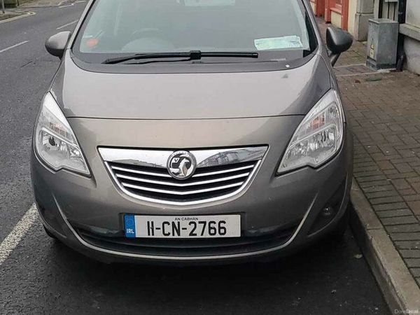 Vauxhall Meriva MPV, Diesel, 2011, Brown