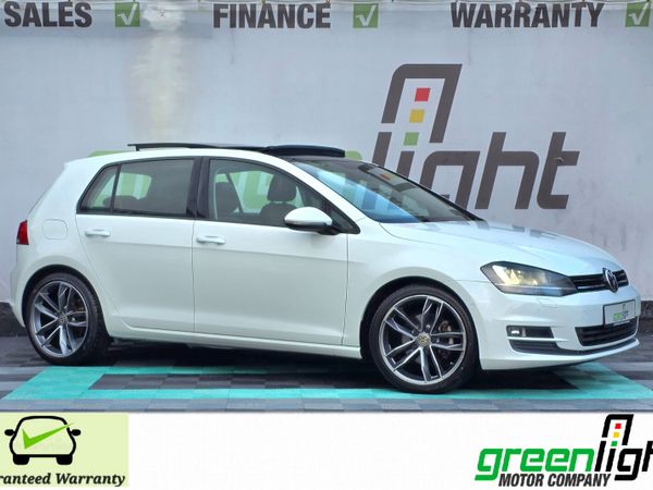 Volkswagen Golf Hatchback, Petrol, 2015, White
