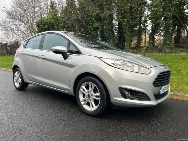 Ford Fiesta Hatchback, Petrol, 2015, Silver